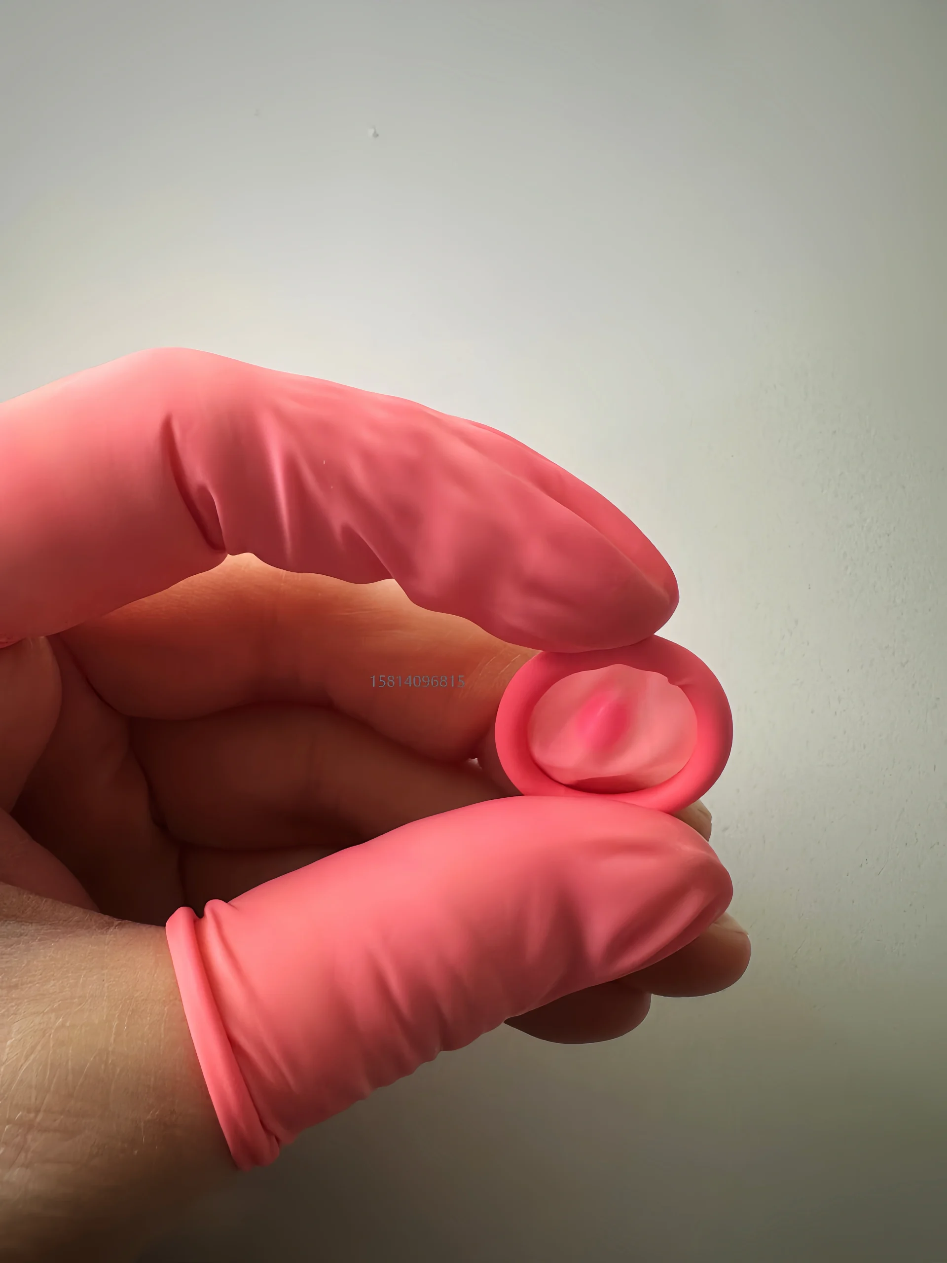 恒创世纪防静电手指套