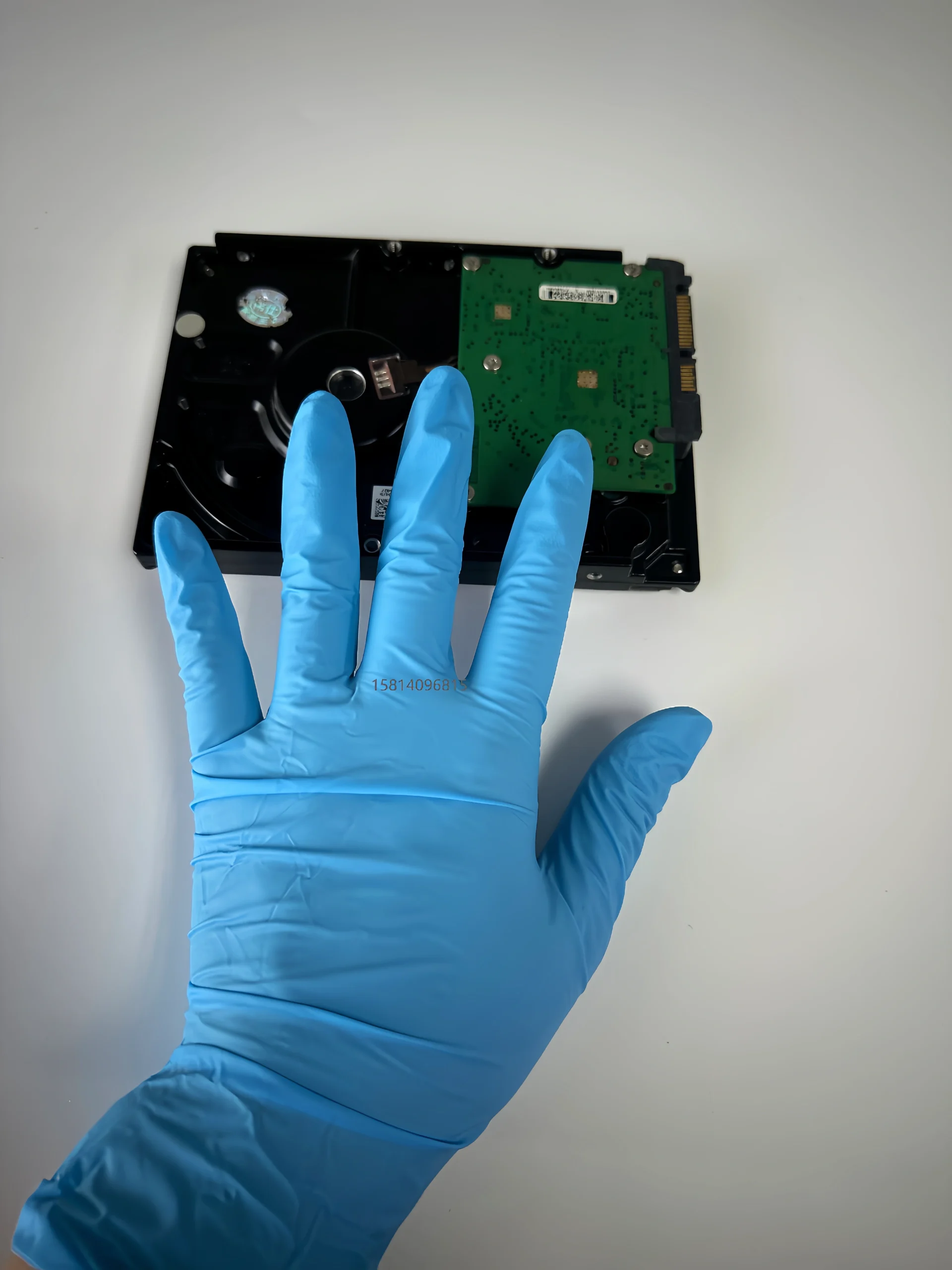 低硫低氯手套 | 抗化学耐磨 | 无尘防静电 | 精密电子与净化操作用