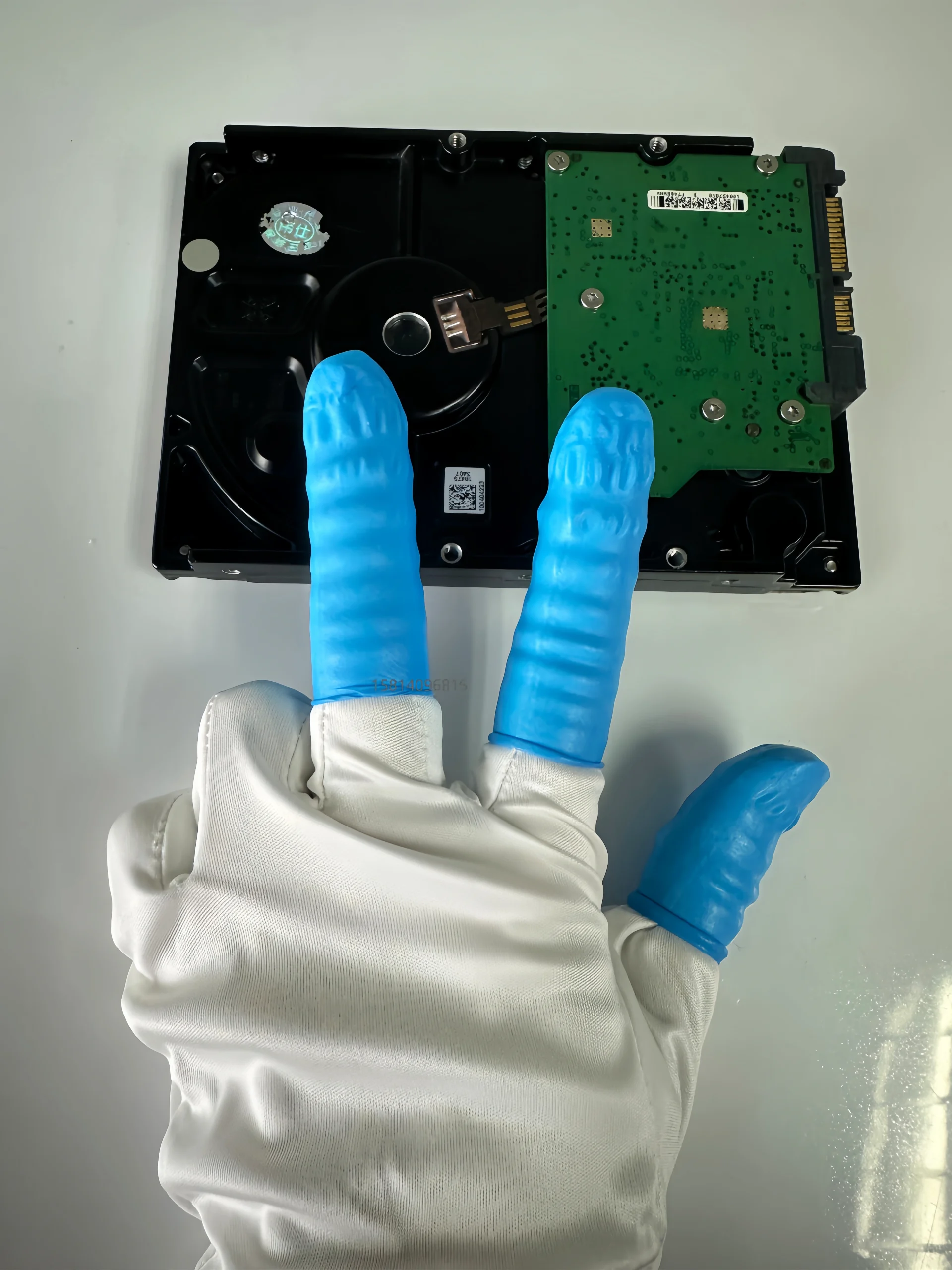 防静电无卤手指套 | 导电耐磨 | 无尘防滑 | 精密电子与净化作业用