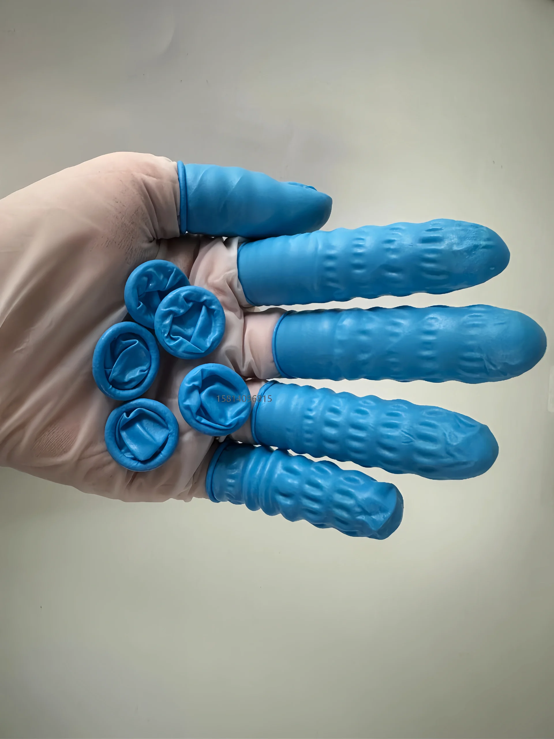 蓝色丁晴手套 | 高耐用 | 无粉无硫 | 防护性强 | 适精密作业